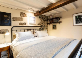 Bwthyn Capten - a charming cottage for up to 6